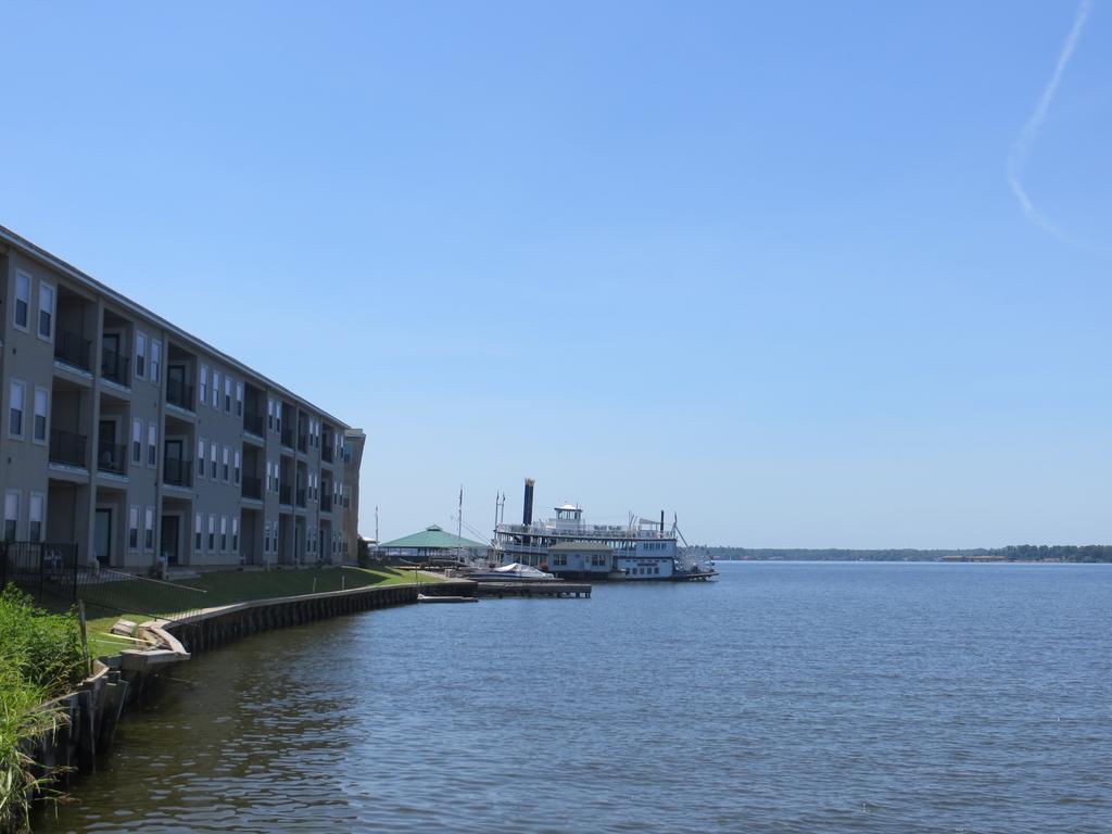 Sunset Harbor Resort Willis Экстерьер фото